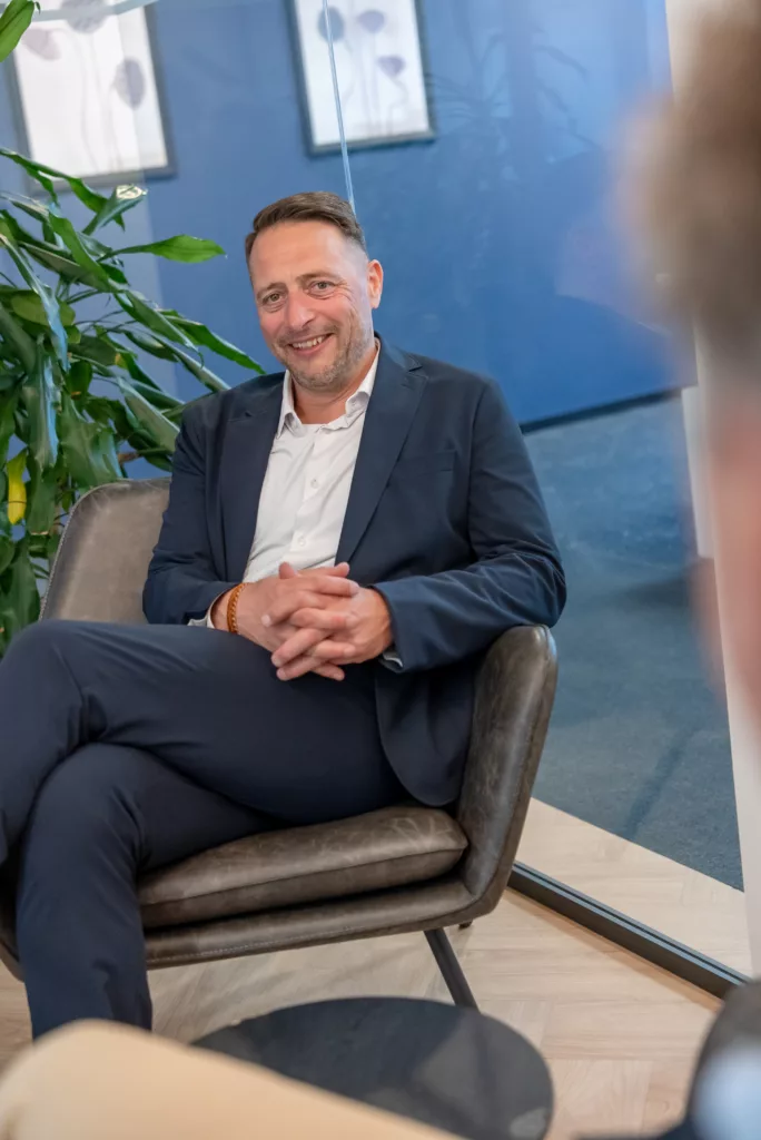 Bluefinch-esbd - 2503 Photo Cegeka BlueFinch 54