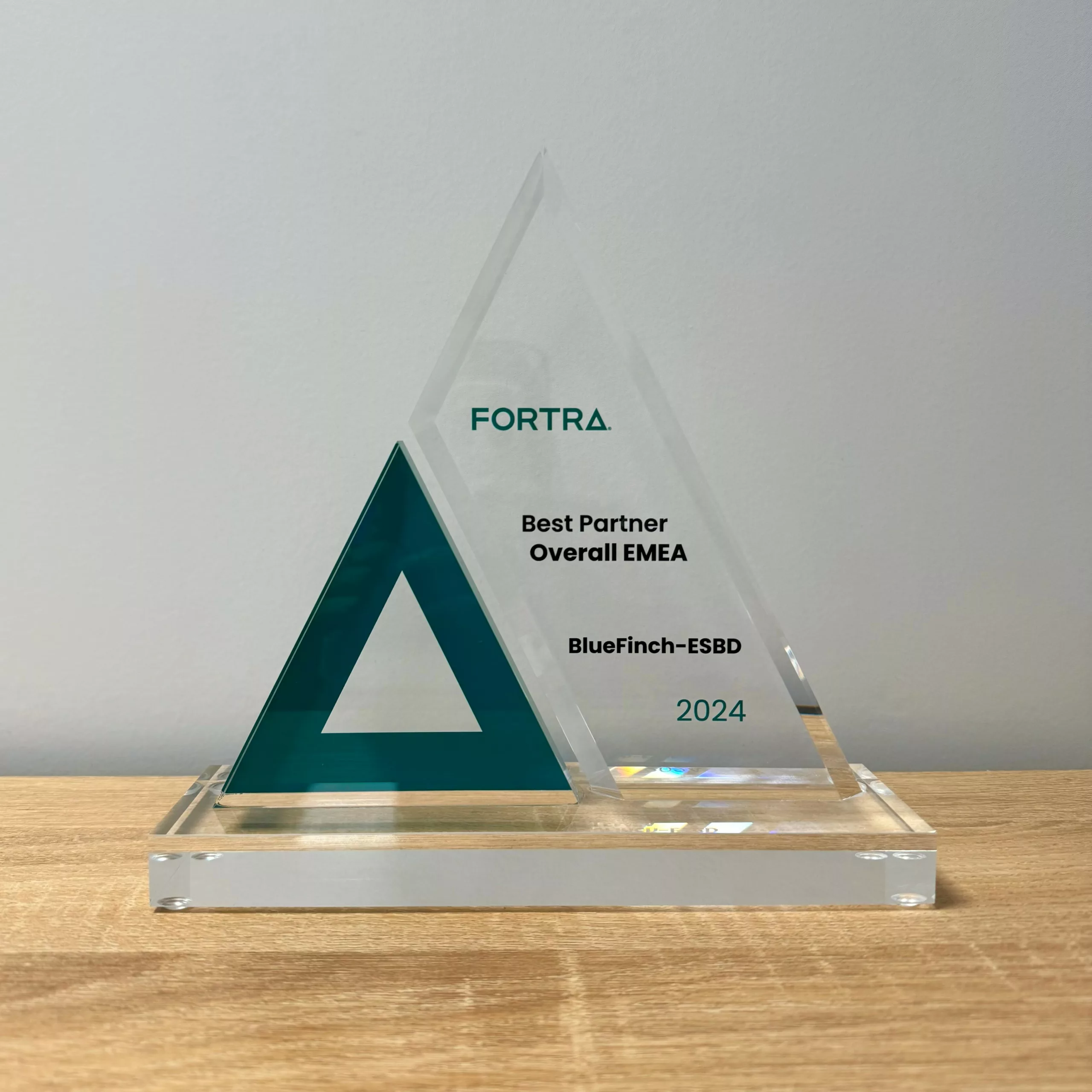 Bluefinch-esbd - awards emea 1 1 scaled